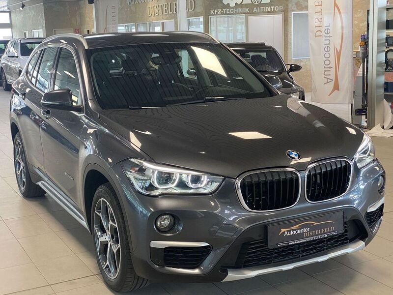 Mineralgrau metallic Gebraucht 2017 BMW X1 xLine SUV | 20.990 € (Superpreis) - Bild 1/4