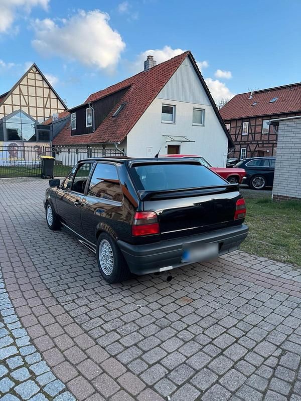 Gebraucht VW Polo 113 PS (83 kW) 1991 Schwarz Coupé