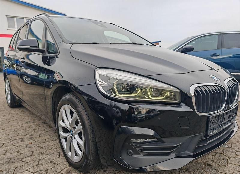 Gebraucht BMW 218 Gran Tourer Sport Line 150 PS (110 kW) 2021 Schwarz Van / Kleinbus