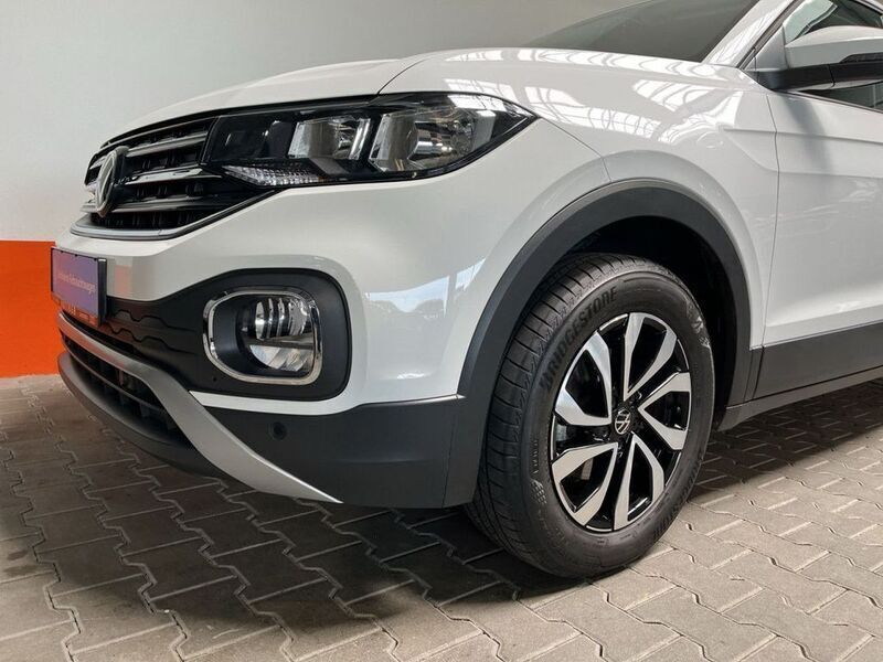 Gebraucht VW T-Cross Active 95 PS (69 kW) 2023 Weiß SUV