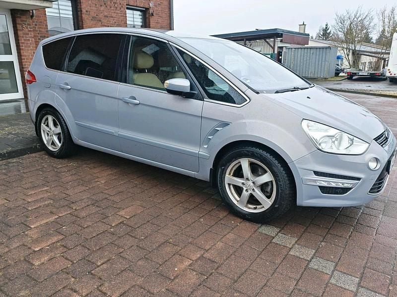 Gebraucht Ford S-MAX S 163 PS (119 kW) 2013 Grau Van / Kleinbus