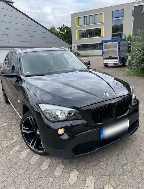 Schwarz Gebraucht 2012 BMW X1 SUV | 9.000 € - Bild 1/4