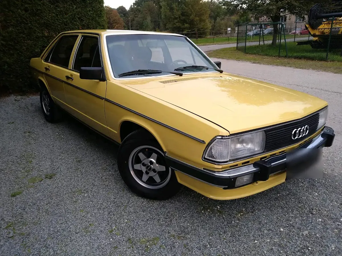 Gebraucht Audi 100 115 PS (84 kW) 1979 Gelb Limousine