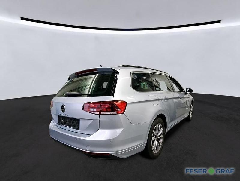 Gebraucht VW Passat Business 190 PS (139 kW) 2022 Silber Kombi