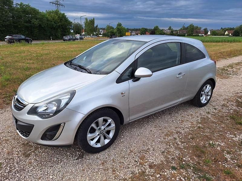 Gebraucht Opel Corsa 87 PS (63 kW) 2014 Silber Kleinwagen