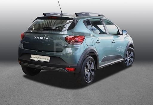 Gebraucht Dacia Sandero Expression 91 PS (66 kW) 2025 Zedergrün (grün) Kleinwagen