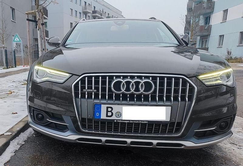 Gebraucht Audi A6 Allroad Ambiente 218 PS (160 kW) 2015 Braun Kombi