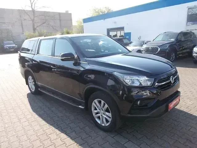Gebraucht SsangYong Musso Sapphire 181 PS (133 kW) 2020 Schwarz Pickup