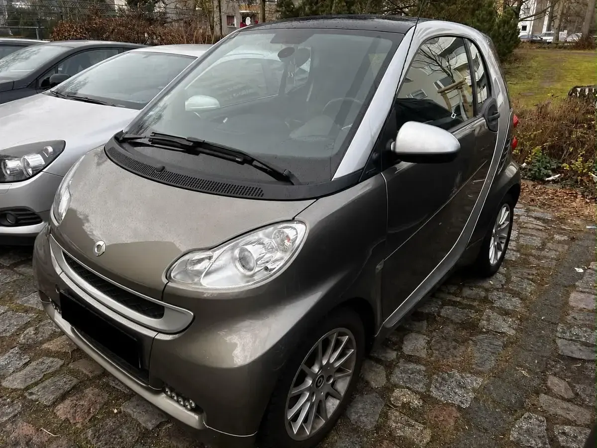 Gebraucht Smart ForTwo Coupé 71 PS (52 kW) 2011 Grau Coupé