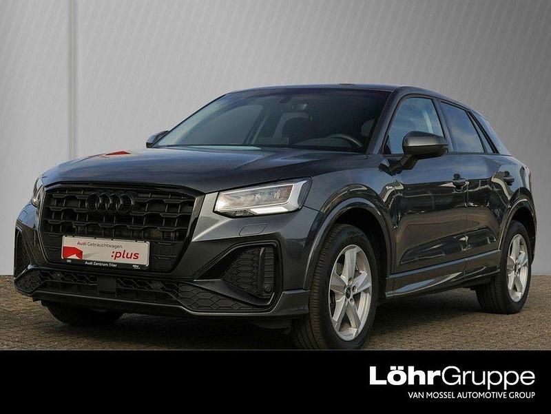 Gebraucht Audi Q2 S-Line 150 PS (110 kW) 2023 Grau SUV