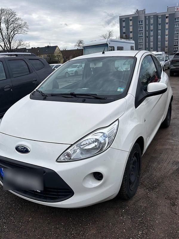 Weiß Gebraucht 2011 Ford Ka Kleinwagen | 2.500 € (Fairer Preis) - Bild 1/4
