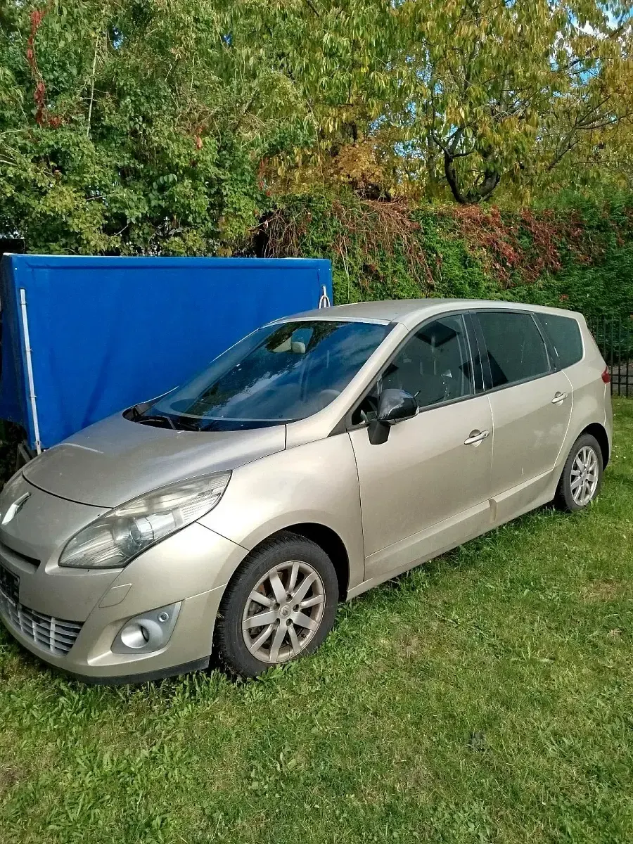 Gebraucht Renault Mégane III 2011 Braun Limousine