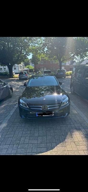 Schwarz Gebraucht 2021 Mercedes C300 Limousine | 35.000 € (Fairer Preis) - Bild 1/4