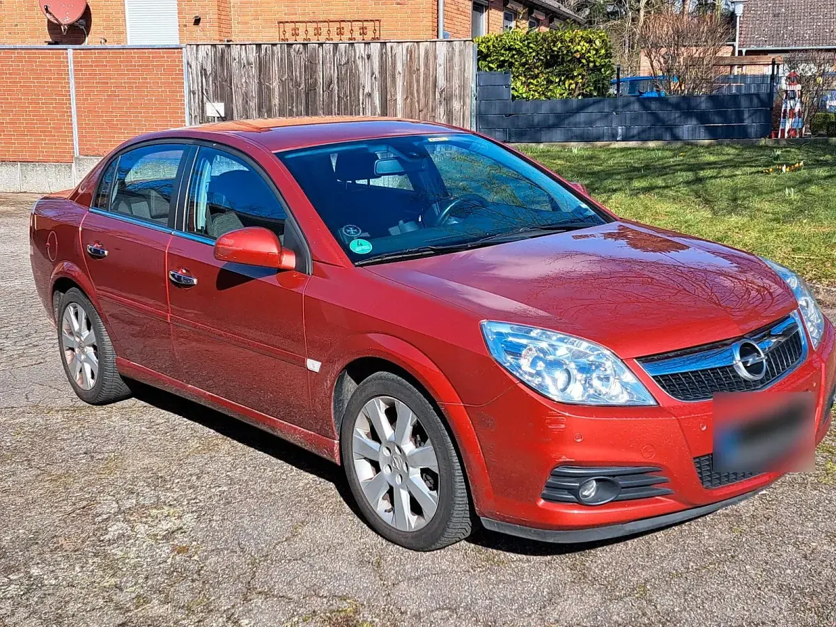 Gebraucht Opel Vectra 140 PS (102 kW) 2006 Rot Limousine