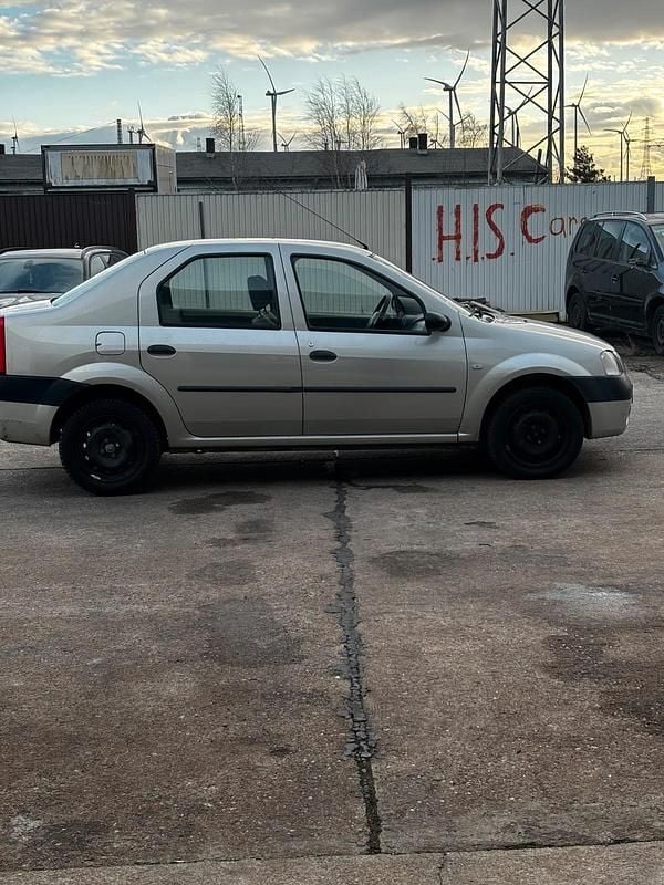 Gebraucht Dacia Logan 75 PS (55 kW) 2006 Silber Limousine