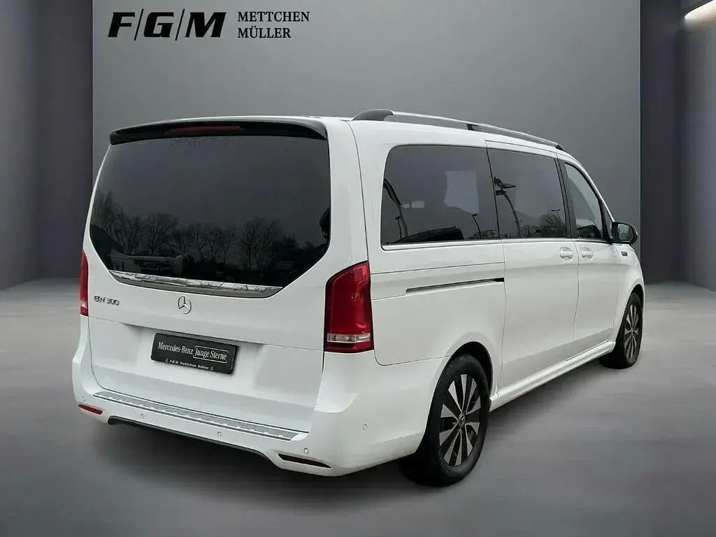 Gebraucht Mercedes EQV300 Avantgarde 150 kW (204 PS) 2021 Weiß Van / Kleinbus