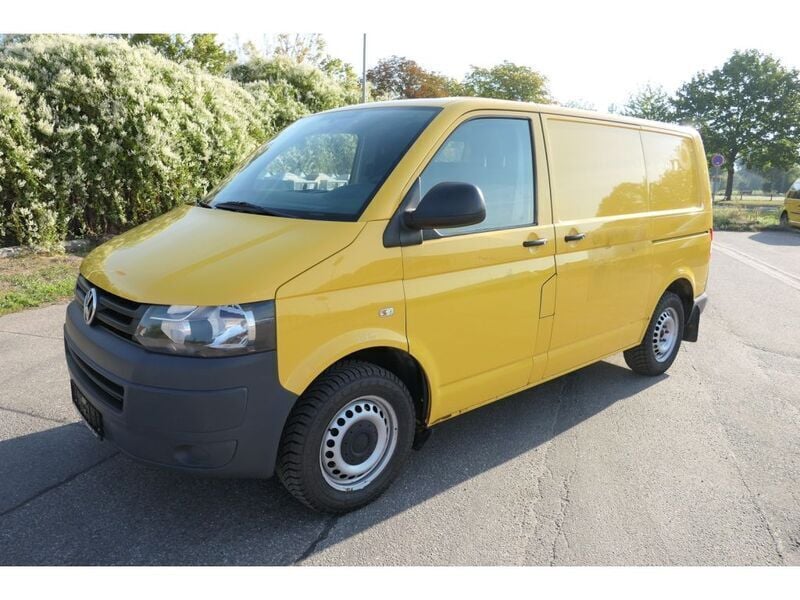 Gebraucht VW T5 84 PS (61 kW) 2011 Ginstergelb r1032 Van