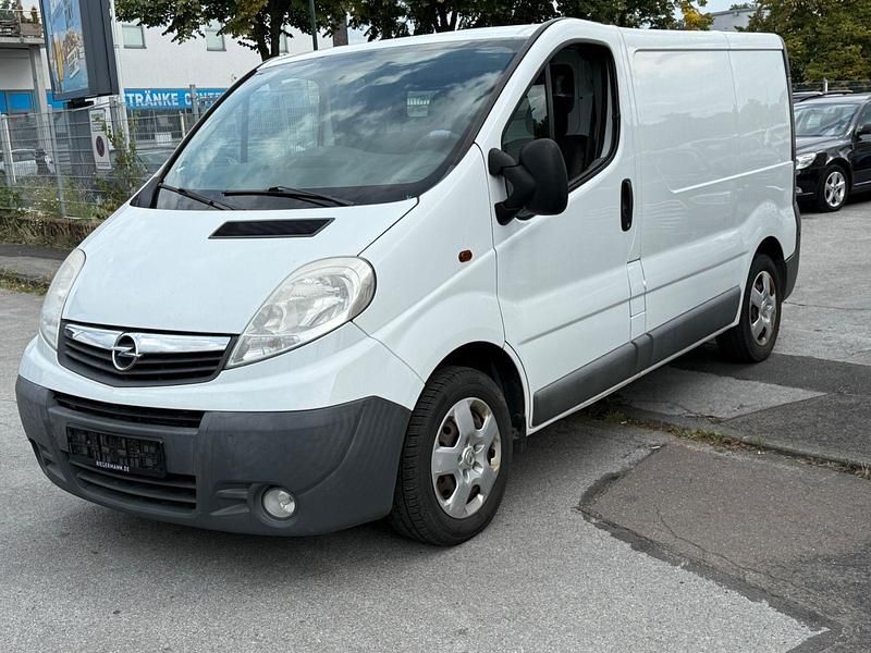 Weiß Gebraucht 2012 Opel Vivaro Van | 4.700 € (Superpreis) - Bild 1/4