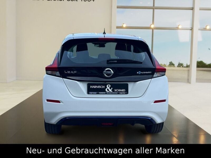 Gebraucht Nissan Leaf 360º 110 kW (150 PS) 2019 Solid white Kleinwagen