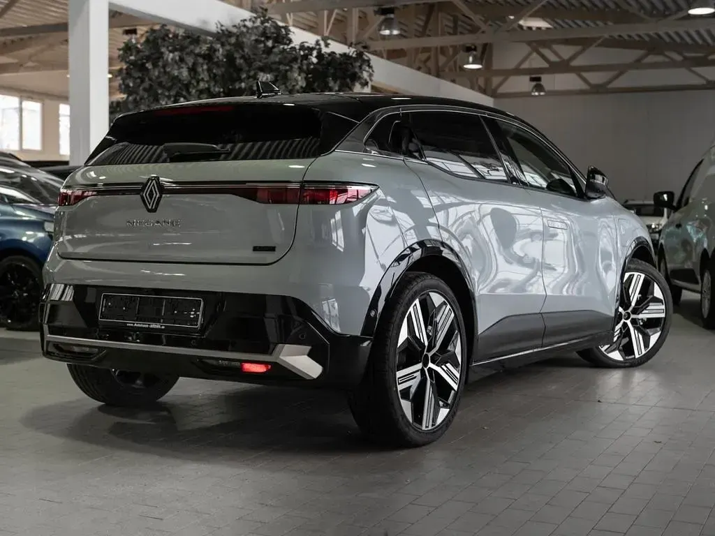 Occasion Renault Megane E-Tech Iconic 160 kW (218 ch) 2024 Gris Berline