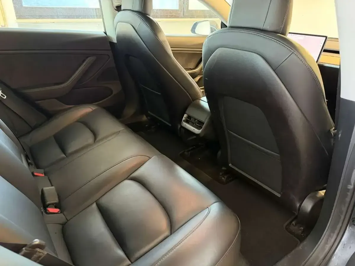 Käytetty Tesla Model 3 Performance 377 kW (513 HP) 2020 Harmaa Sedan