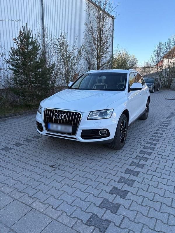 Second-hand Audi Q5 163 CP (119 kW) 2015 Alb SUV