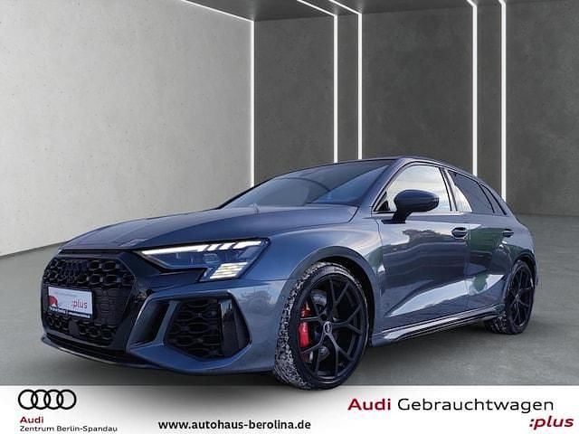 Gebraucht Audi RS3 Sportback Ambiente 400 PS (294 kW) 2023 Daytonagrau perleffekt Kleinwagen