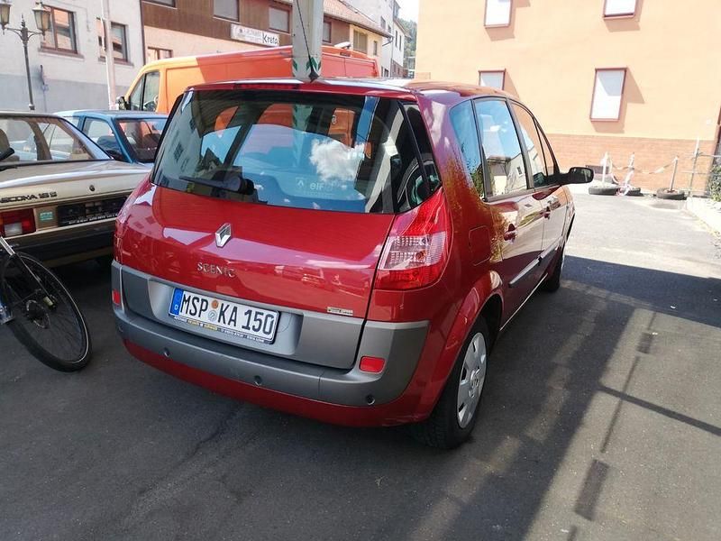 Gebraucht Renault Scénic II 113 PS (83 kW) 2004 Rot Van / Kleinbus