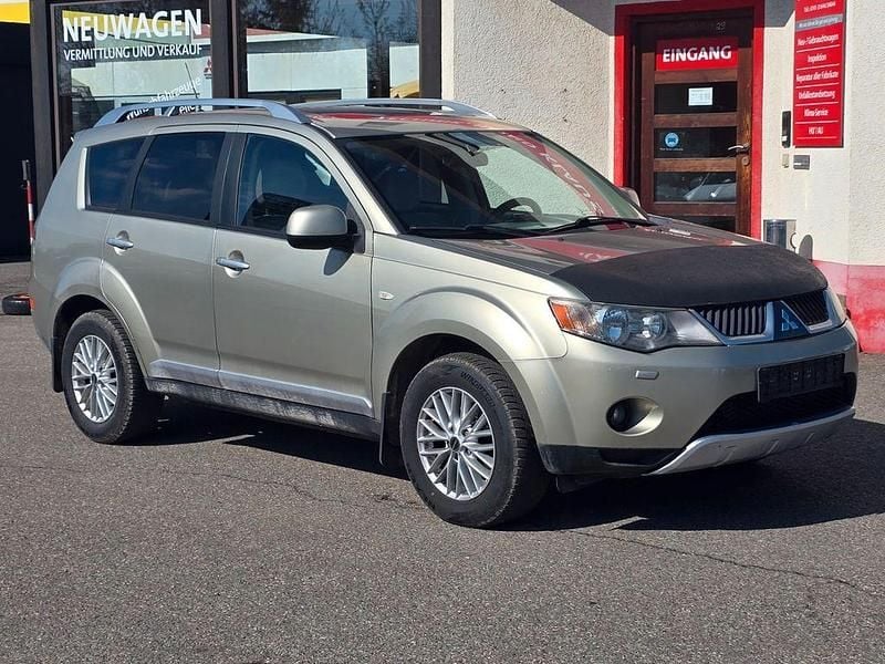 Gebraucht Mitsubishi Outlander Instyle 140 PS (102 kW) 2007 Beige SUV