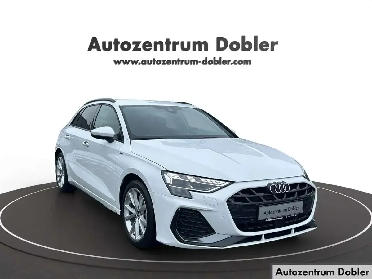 Gebraucht Audi A3 S-Line 150 PS (110 kW) 2025 Arkonaweiß Limousine