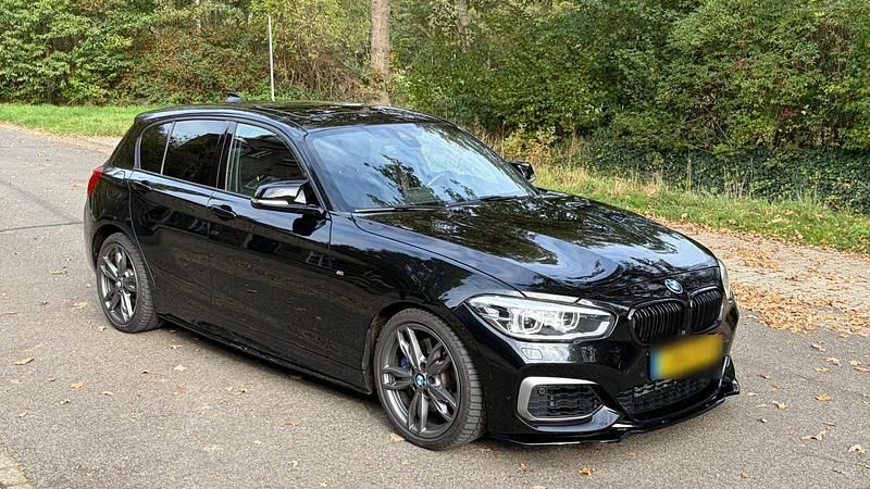 Gebraucht BMW M135 326 PS (239 kW) 2016 Schwarz Kleinwagen