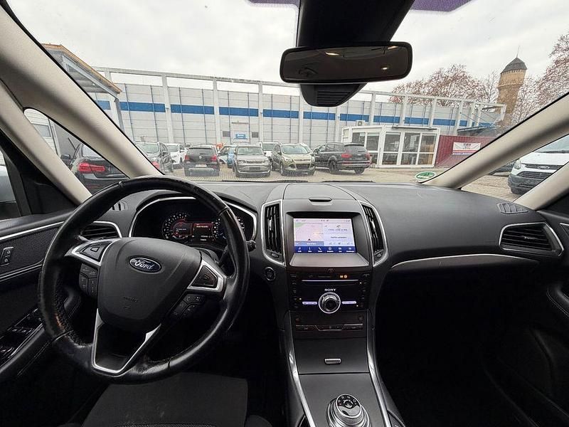 Gebraucht Ford Galaxy Titanium 150 PS (110 kW) 2020 Silber Van / Kleinbus