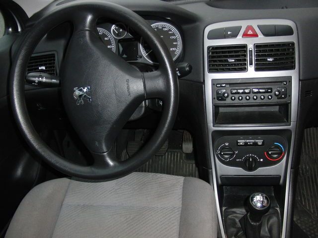 Gebraucht Peugeot 307 109 PS (80 kW) 2003 Grau metallic Kleinwagen