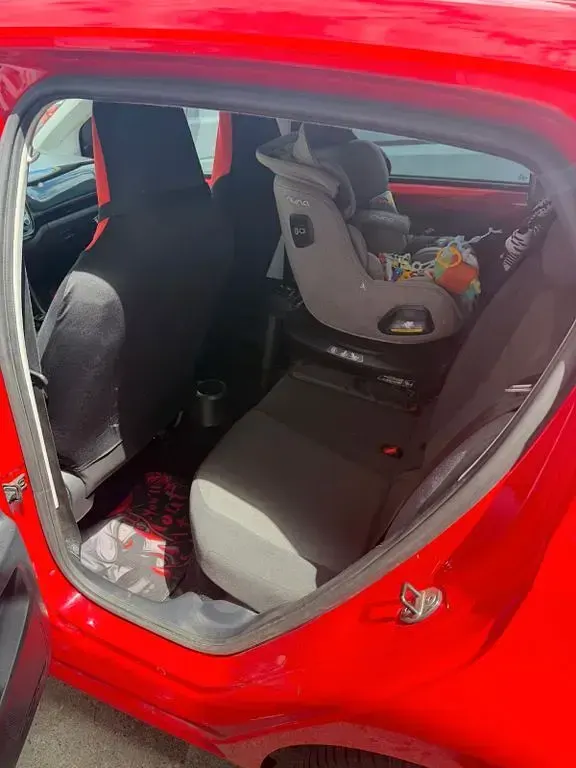 Gebraucht VW up! 60 PS (44 kW) 2013 Rot Kleinwagen