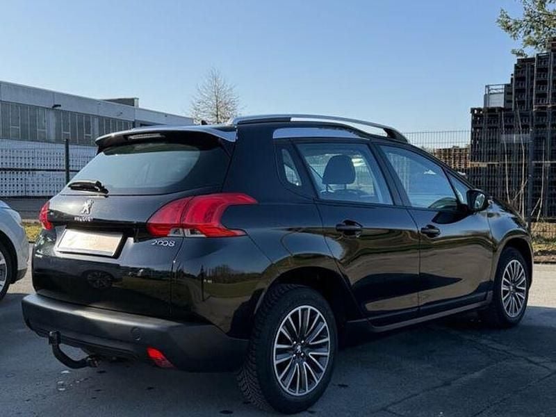 Gebraucht Peugeot 2008 Active 120 PS (88 kW) 2014 Schwarz SUV