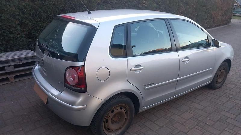 Gebraucht VW Polo United 80 PS (58 kW) 2009 Silber Kleinwagen