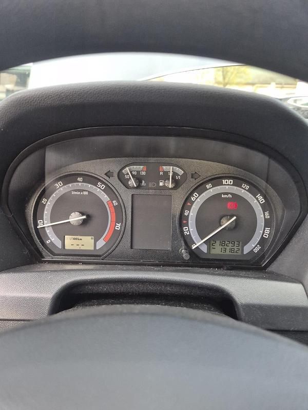 Gebraucht Skoda Fabia 75 PS (55 kW) 2005 Andere farben Kleinwagen