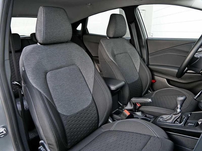 Gebraucht Ford Puma Titanium 125 PS (91 kW) 2024 Silber SUV