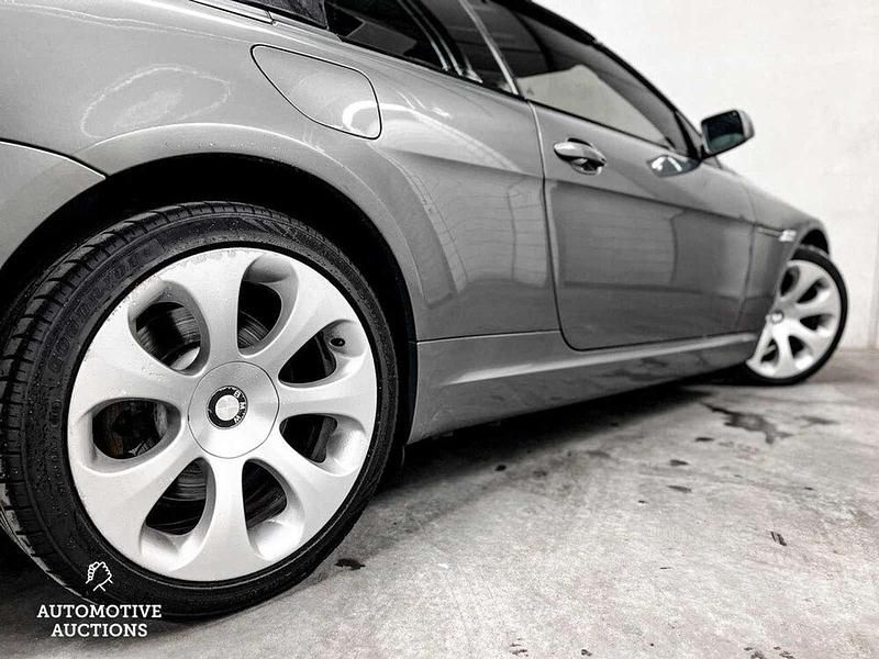 Silber Gebraucht 2007 BMW 645 Cabriolet Cabrio | 9.999 € (Etwas zu teuer) - Bild 1/4