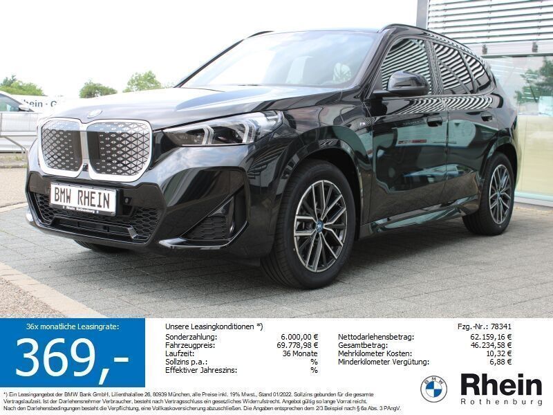 Saphirschwarz metallic Neu 2025 BMW iX1 M Sport SUV | 51.859 € (Guter Preis) - Bild 1/4