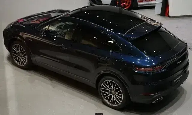 Gebraucht Porsche Cayenne Coupe 462 PS (339 kW) 2022 Moonlightblue Coupé