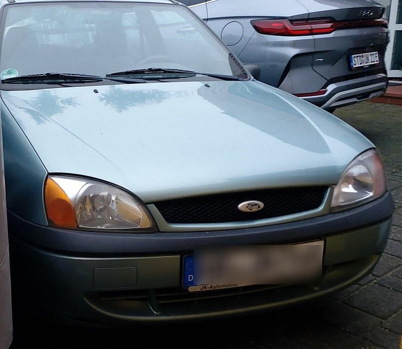 Gebraucht Ford Fiesta 60 PS (44 kW) 2001 Grün Kleinwagen