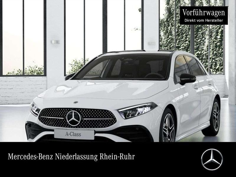 Weiß Gebraucht 2024 Mercedes A180 AMG Limousine | 31.890 € (Fairer Preis) - Bild 1/4