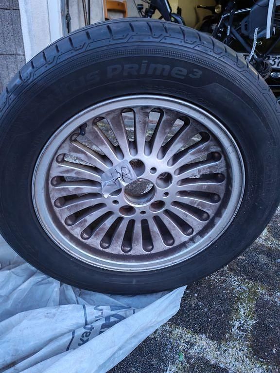 Gebraucht BMW 528 193 PS (141 kW) 1997 Silber Limousine