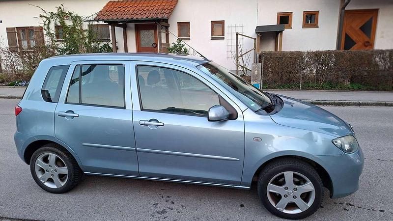Gebraucht Mazda 2 Active 80 PS (58 kW) 2025 Arktikblau Kleinwagen