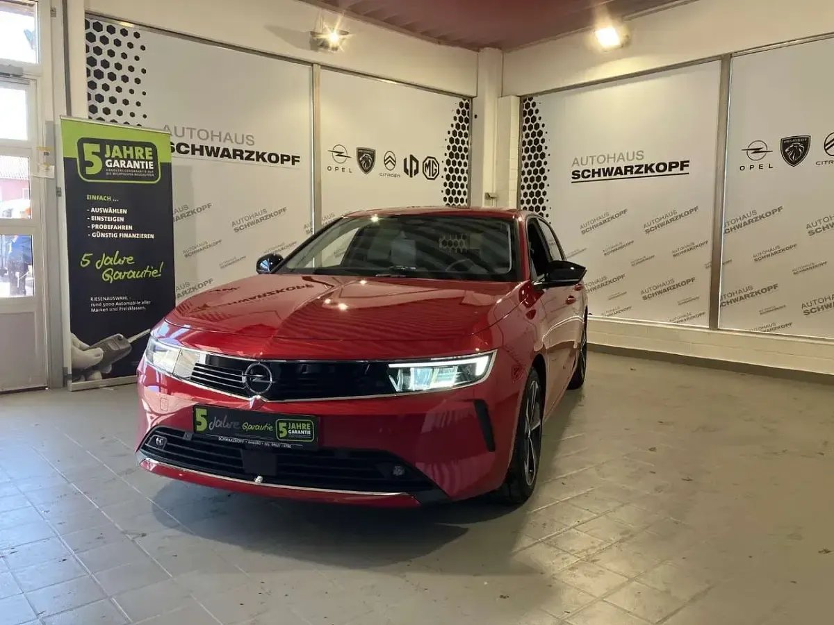 Gebraucht Opel Astra 131 PS (96 kW) 2023 Rot Kleinwagen