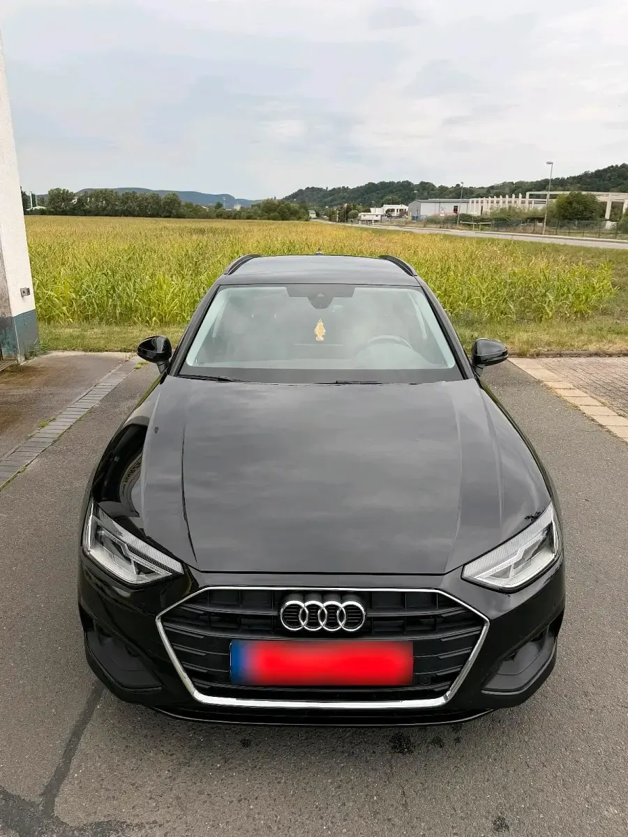 Gebraucht Audi A4 150 PS (110 kW) 2022 Schwarz Kombi