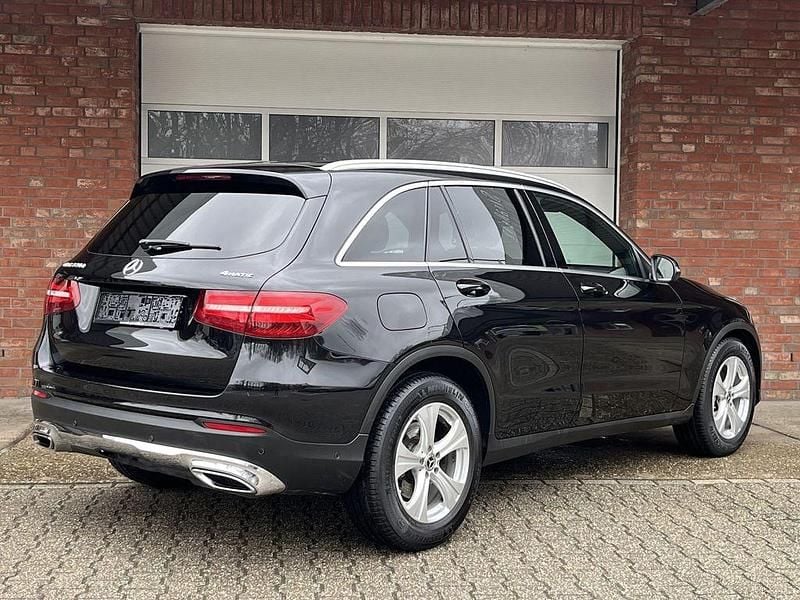 Gebraucht Mercedes GLC220 Sport 170 PS (125 kW) 2017 Schwarz SUV
