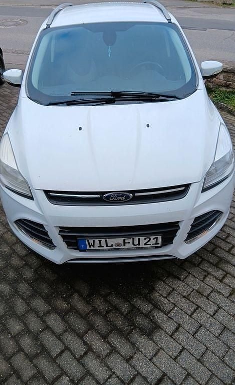 Gebraucht Ford Kuga Trend 140 PS (102 kW) 2014 Weiß SUV