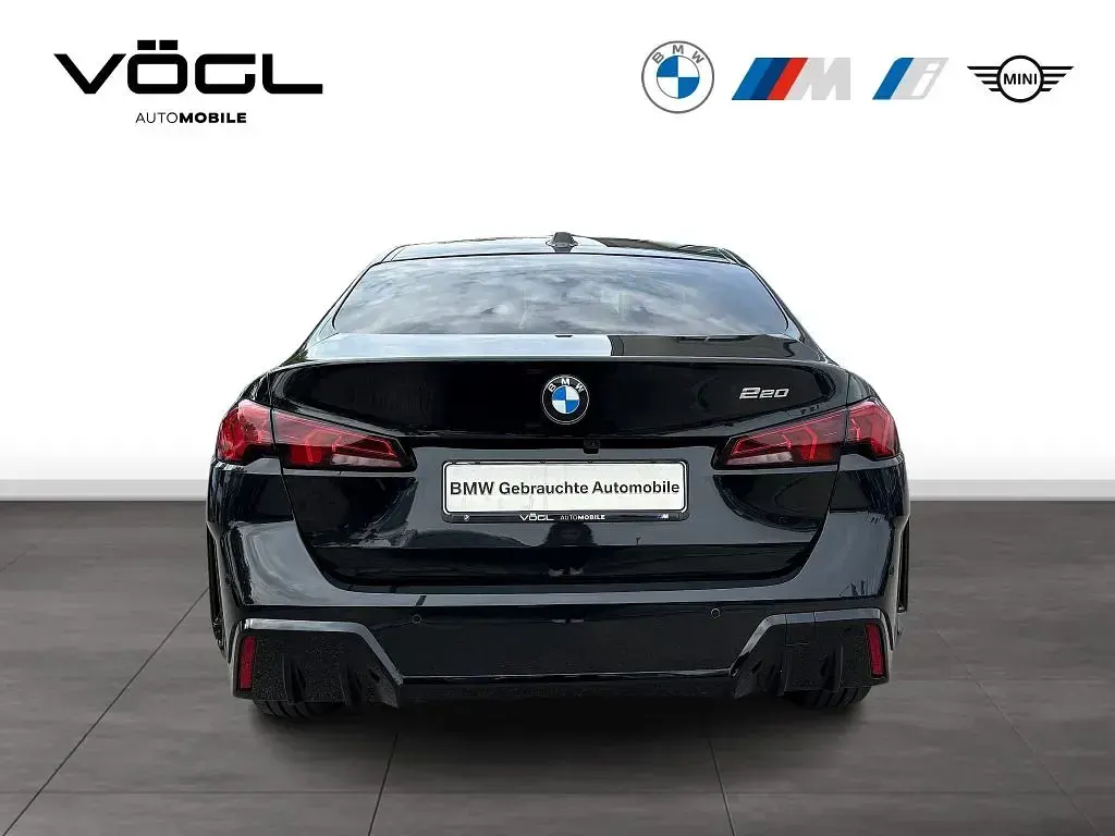 Gebraucht BMW 220 156 PS (114 kW) 2025 Saphirschwarz Coupé